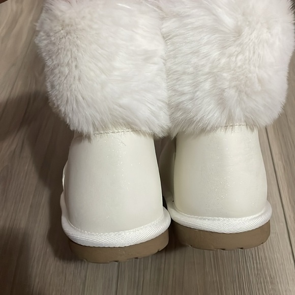 Gymboree White Glitter boots Size 2 - Picture 10 of 12